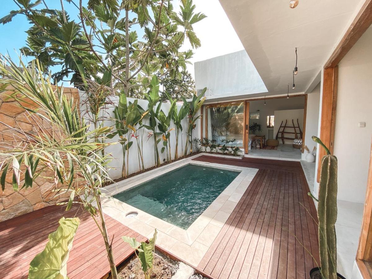 Villa Uma & Amu - Modern Design Kuta  Exterior photo